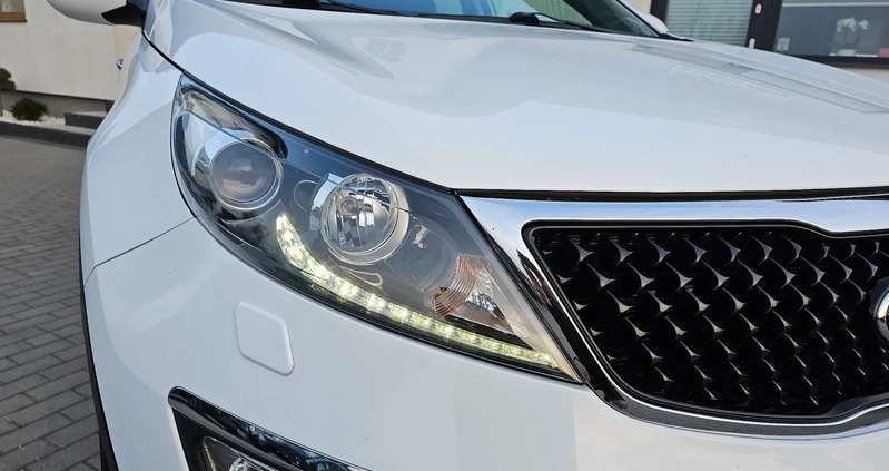 Kia Sportage cena 53999 przebieg: 139540, rok produkcji 2015 z Poddębice małe 254